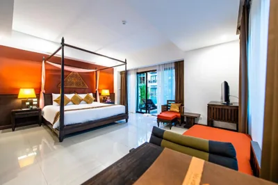 Grand Deluxe matrimoniale con accesso alla piscina — Navatara Phuket Resort